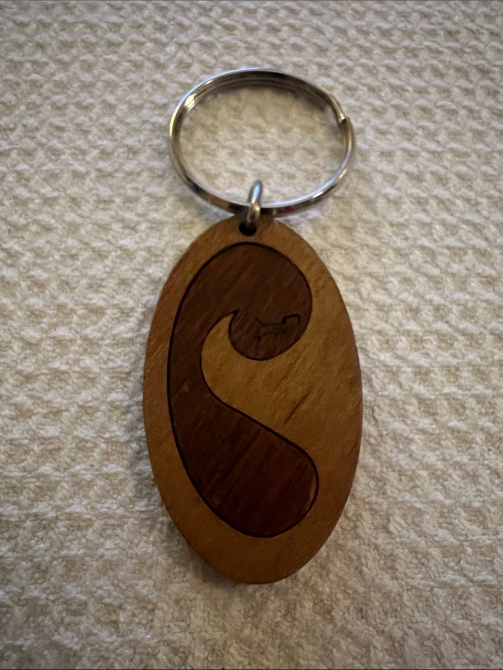 Wooden Small Pets Keychain handmade in Hawaii - Brown